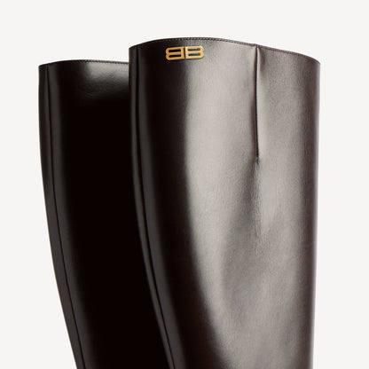 Duchesse boot - alternative view